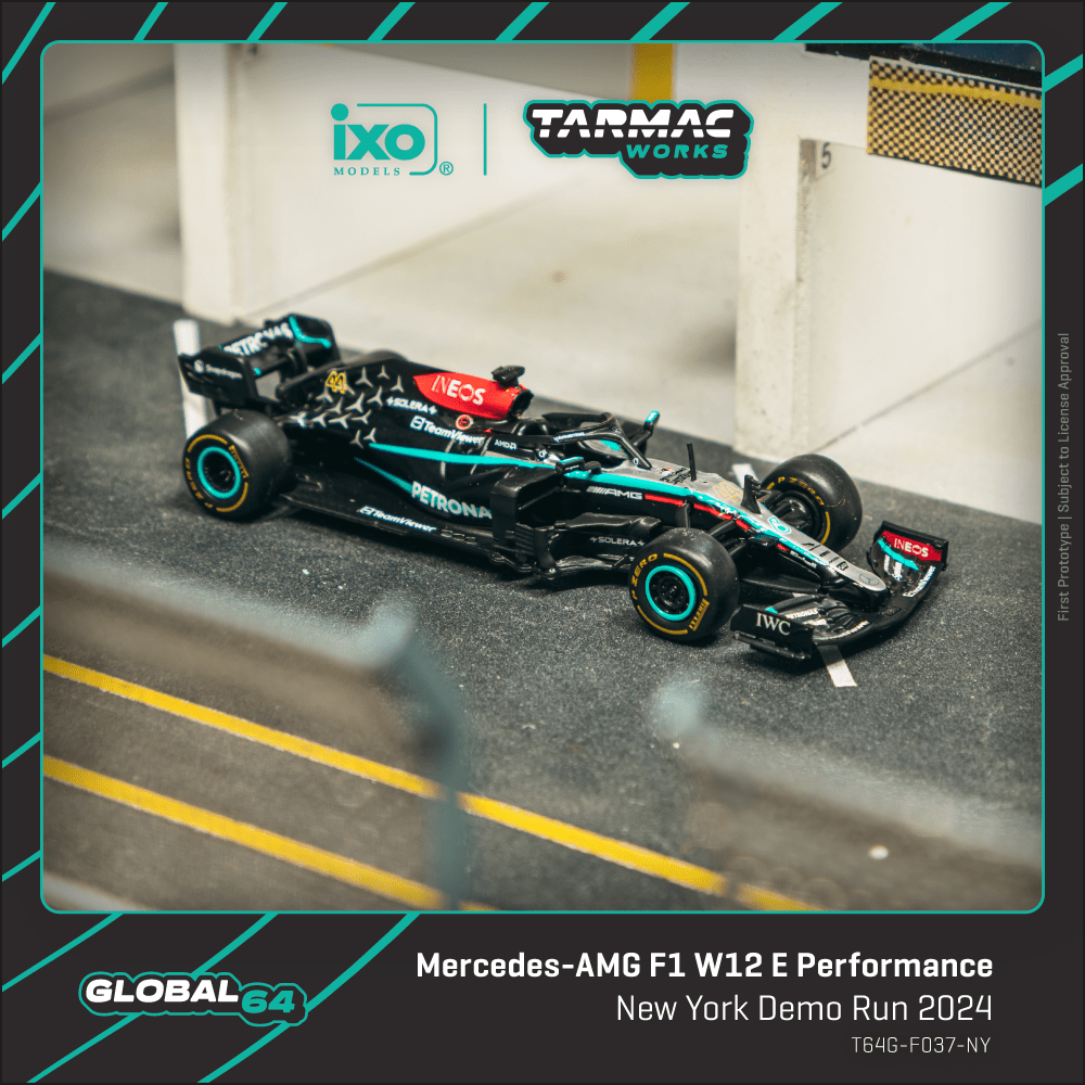 (PRE ORDER) TARMAC WORKS GLOBAL64 1/64 Mercedes-AMG F1 W12 E Performance New York Demo Run 2024 Lewis Hamilton T64G-F037-NY