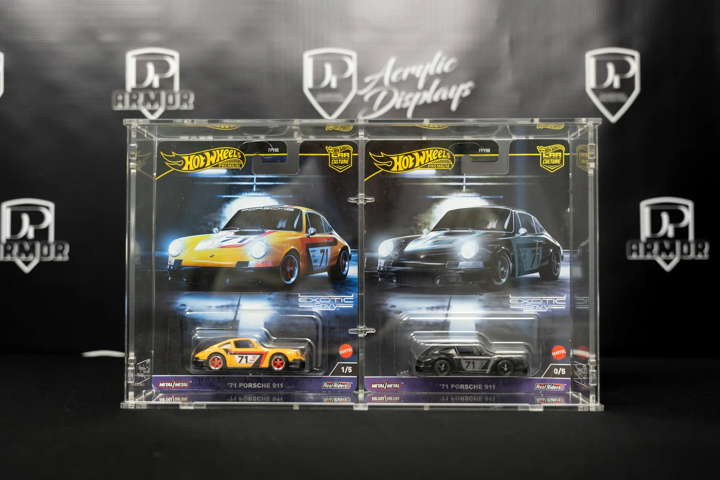 Hot Wheels Premium 2-Car Acrylic Display 2 Pack (WC-2) - Diamond Protector