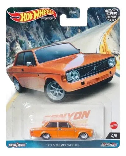 Hot WheelsCar Culture Canyon Warriors - 73 Volvo 142 GL