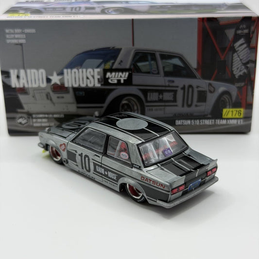 *** CHASE*** MINI GT x Kaido House 1/64 Datsun 510 Street Team XMM V1 KHMG176 - FRANK ***CHASE***